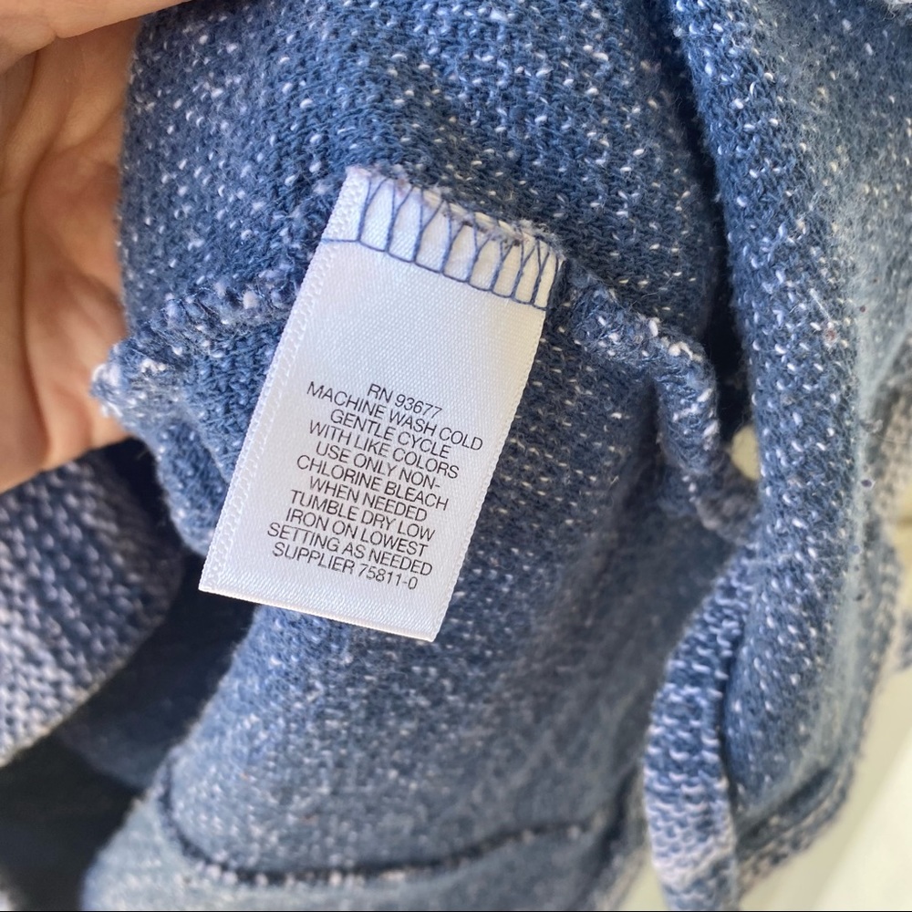 LIZ CLAIBORNE WEEKEND V Neck Pullover - Picture 5 of 10